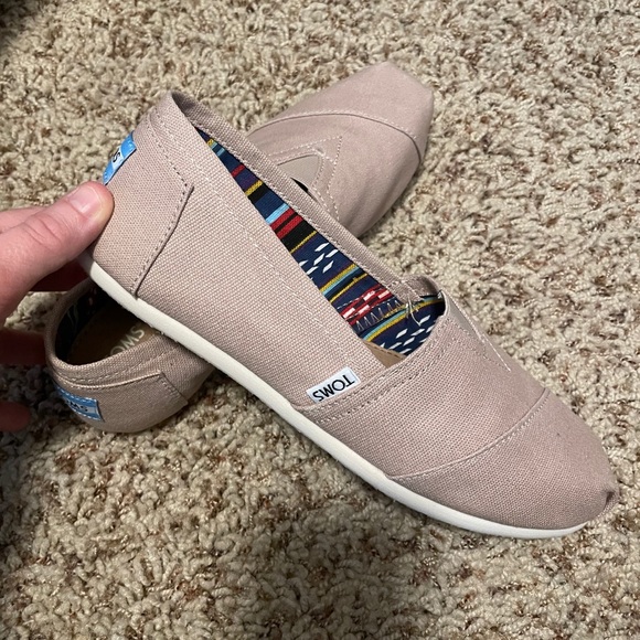 Toms Shoes - Toms shoes